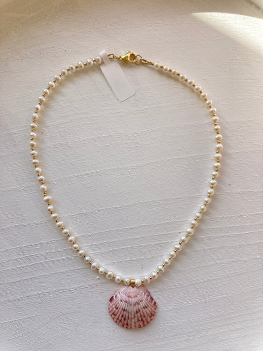 Seashell Pearl Necklace